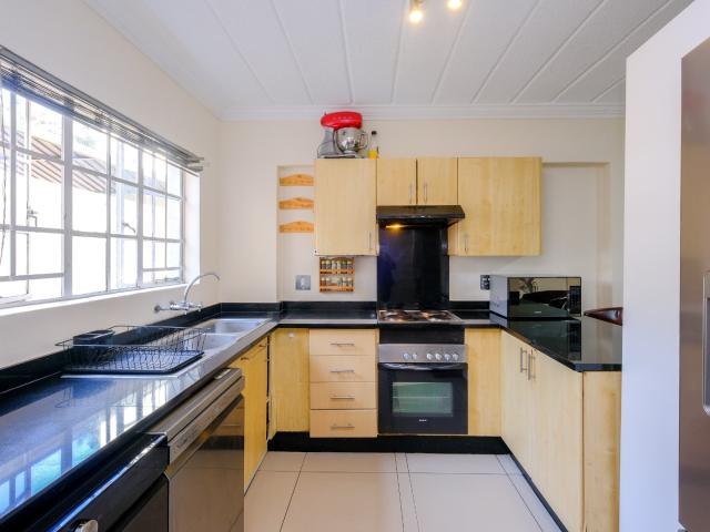 Apartment for sale in Morningside, Sandton