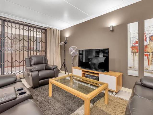 Apartment for rent in Vosloorus, Gauteng