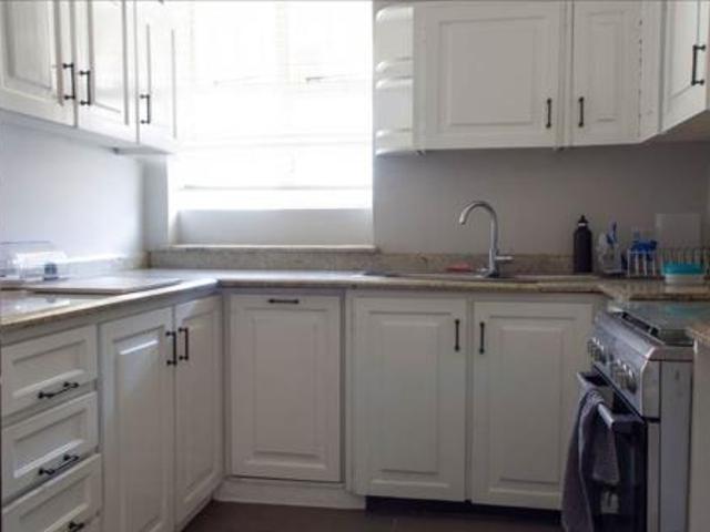 Apartment for rent in Seaview, Kwazulu-natal