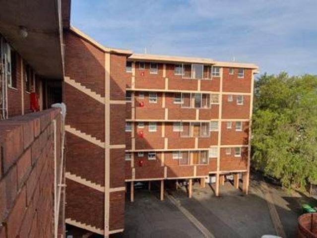 Apartment for rent in Seaview, Kwazulu-natal