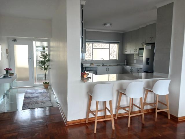 Apartment for rent in Seaview, Kwazulu-natal