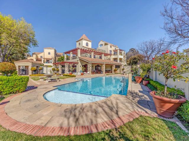 Apartment for sale in Alexandra, Gauteng