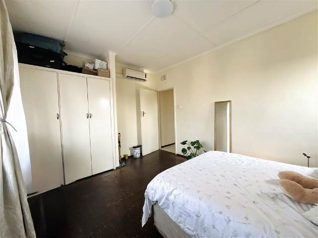 Apartment for sale in Seaview, Kwazulu-natal