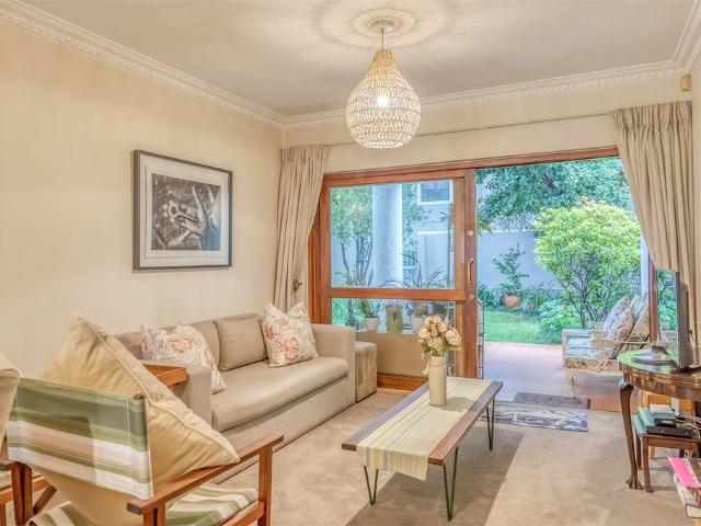 Apartment for sale in Vosloorus, Gauteng