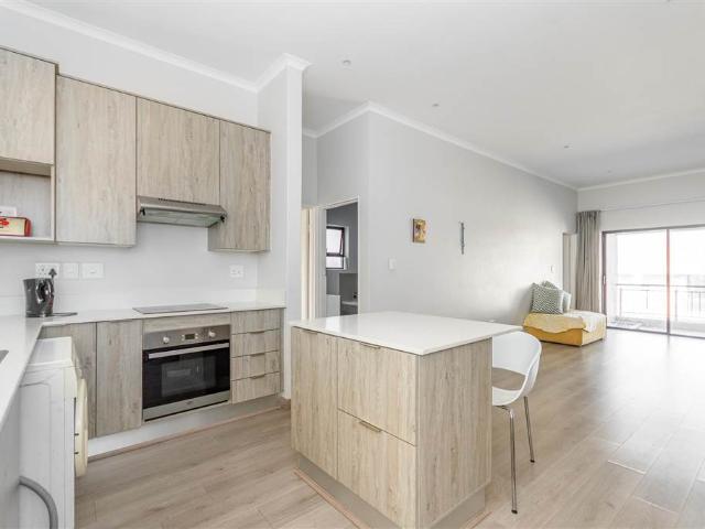 Apartment for sale in Vosloorus, Gauteng