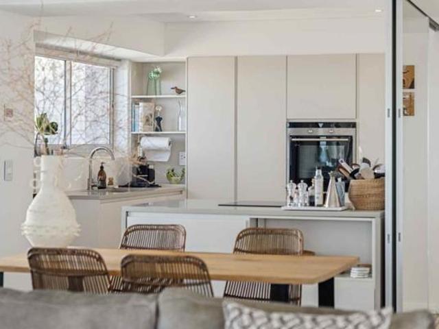 Apartment for sale in Cape Town, Western Cape