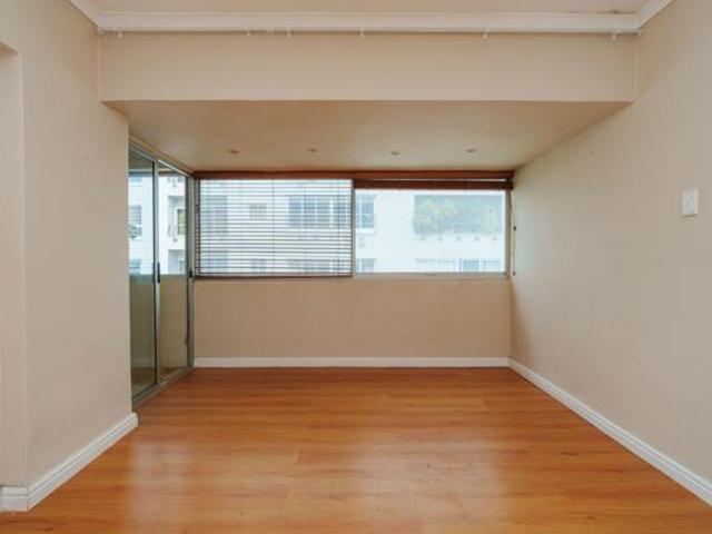 Apartment for sale in Cape Town, Western Cape