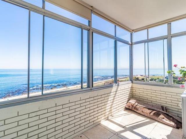 Apartment for sale in Cape Town, Western Cape