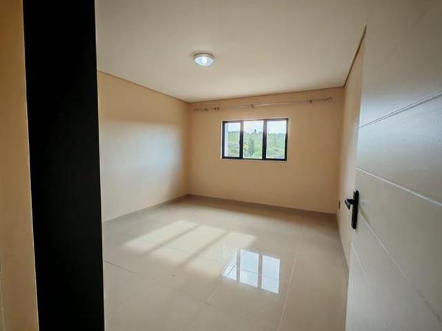 Apartment for rent in Seaview, Kwazulu-natal