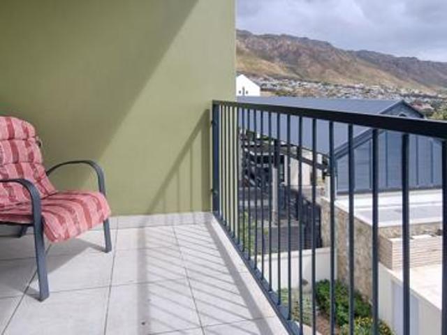 Apartment for rent in Cape Town, City of Cape Town