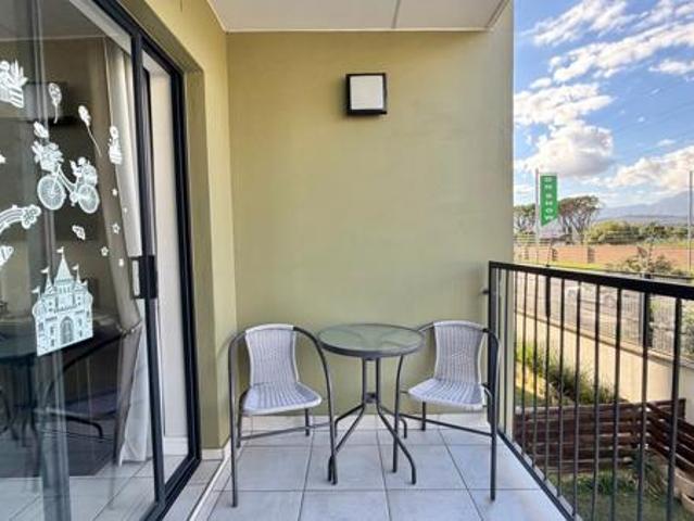 Apartment for sale in Cape Town, Western Cape