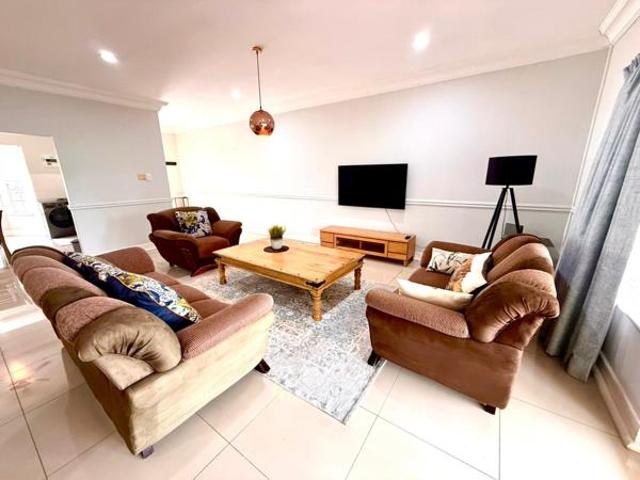 Apartment for rent in Seaview, Kwazulu-natal