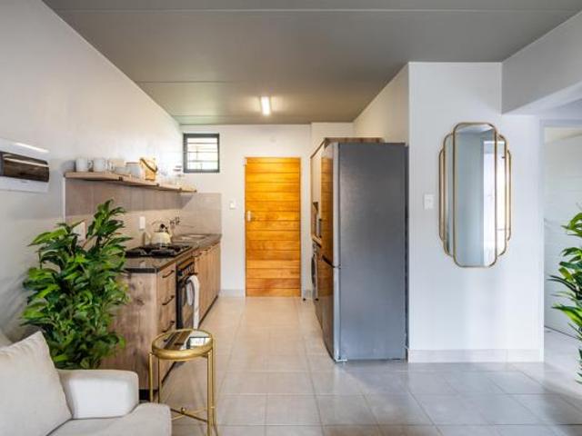 Apartment for rent in Waterkloof, Gauteng
