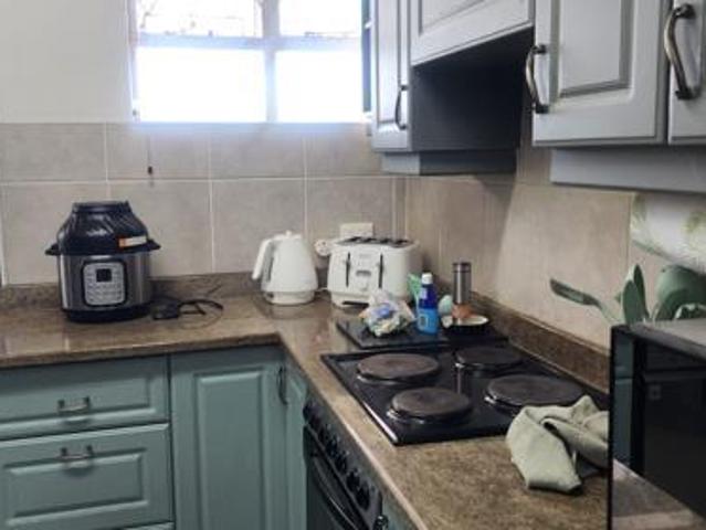 Apartment for rent in Seaview, Kwazulu-natal