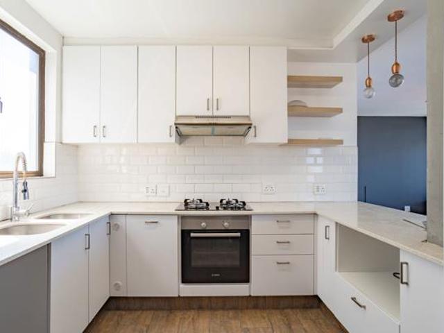 Apartment for sale in Seaview, Kwazulu-natal