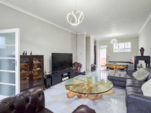 Apartment for sale in Seaview, Kwazulu-natal