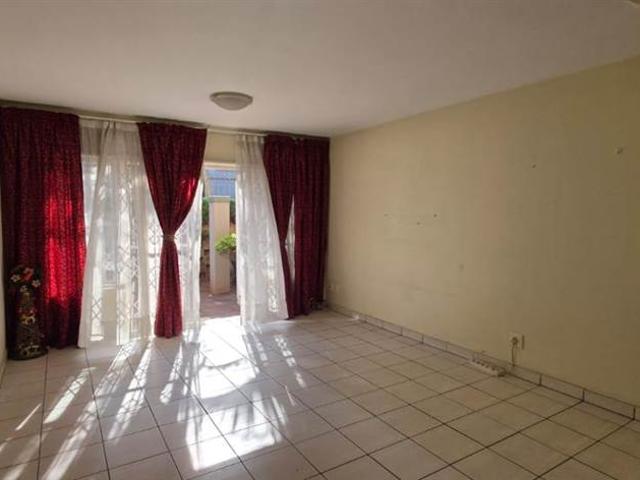 Apartment for sale in Seaview, Kwazulu-natal