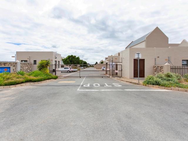 Apartment for sale in West Coast, Britannia Bay