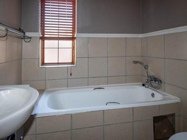 Apartment for sale in Ehlanzeni, Mpumalanga
