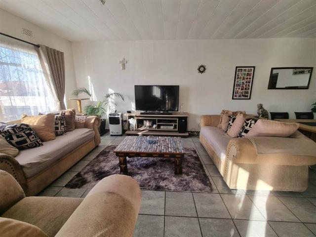 Apartment for sale in Ekurhuleni, Gauteng