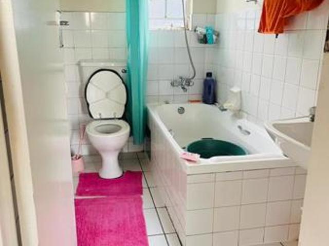 Apartment for rent in Waterkloof, Gauteng