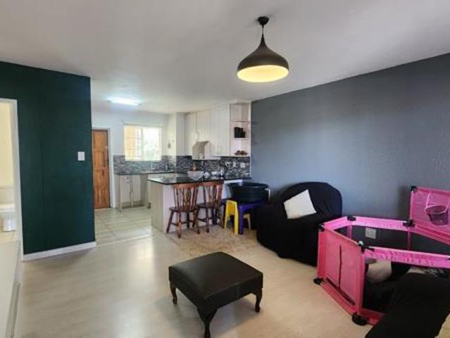 Apartment for rent in Seaview, Kwazulu-natal