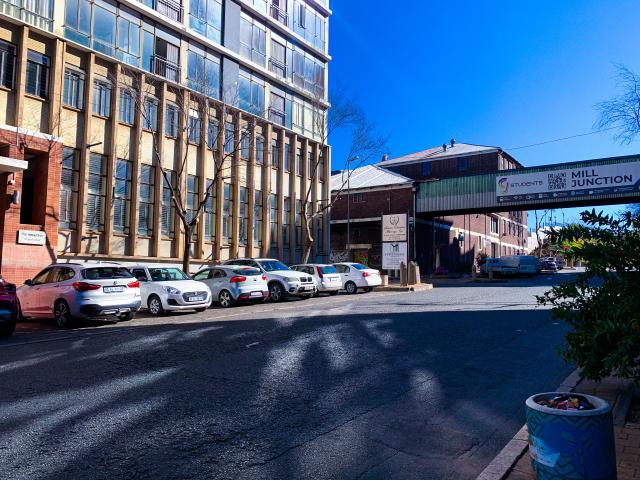 Apartment for sale in Vosloorus, Gauteng