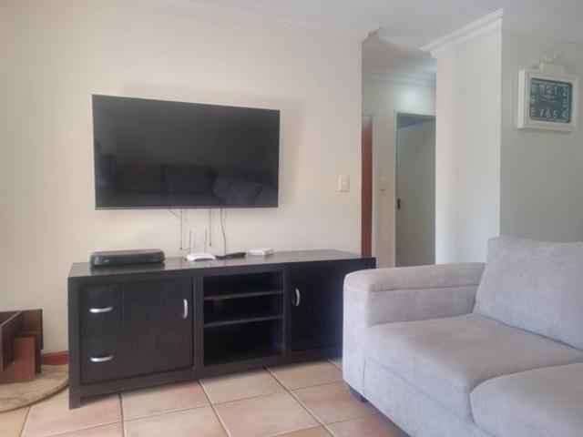 Apartment for rent in Waterkloof, Gauteng