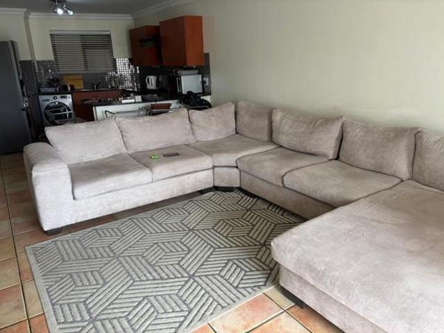 Apartment for rent in Waterkloof, Gauteng