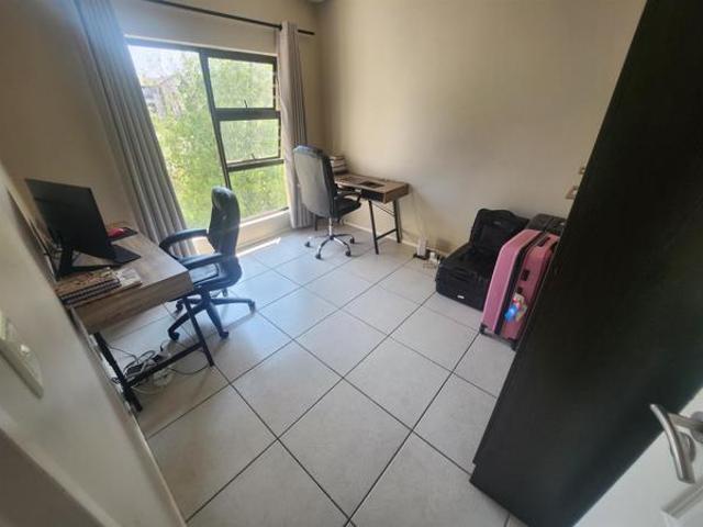 Apartment for sale in Vosloorus, Gauteng