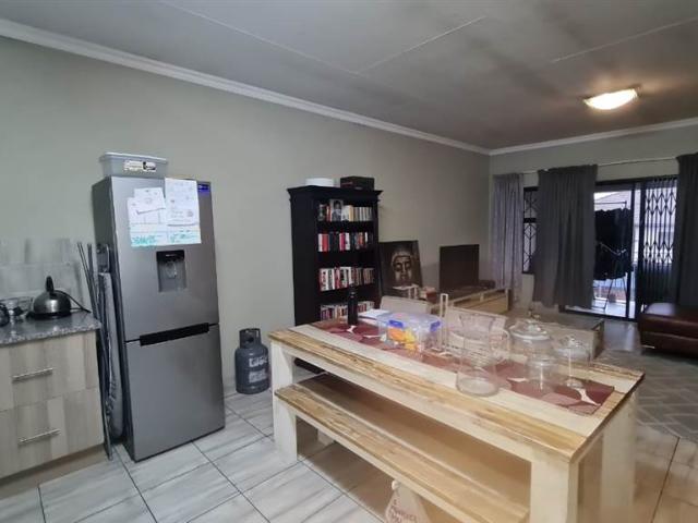 Apartment for sale in Tembisa, Gauteng