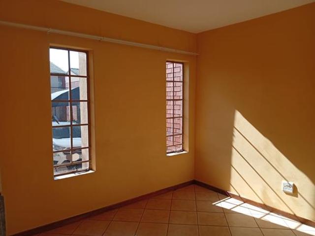 Apartment for rent in Vosloorus, Gauteng