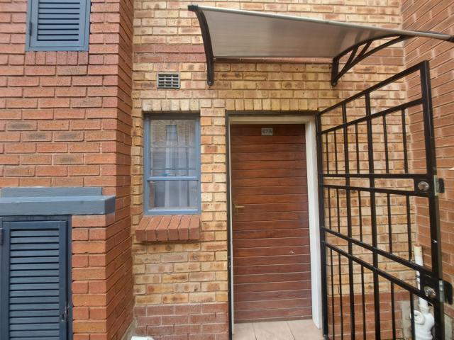 Apartment for sale in Tembisa, Gauteng