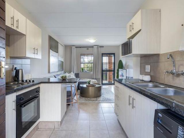 Apartment for rent in Vosloorus, Gauteng