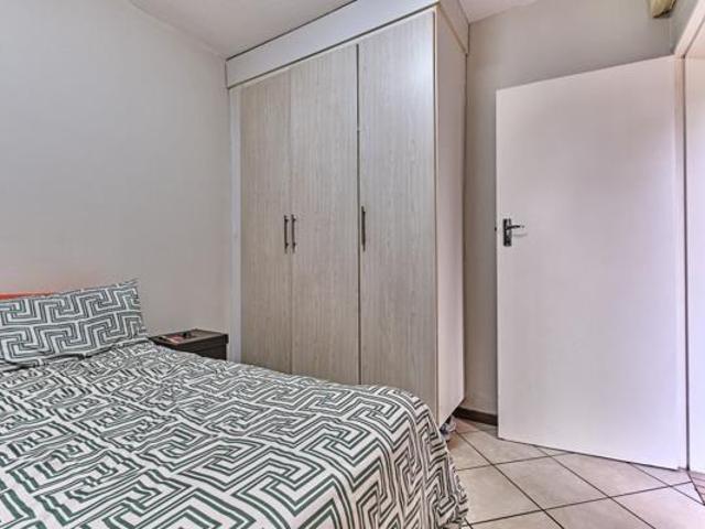 Apartment for sale in Vosloorus, Gauteng