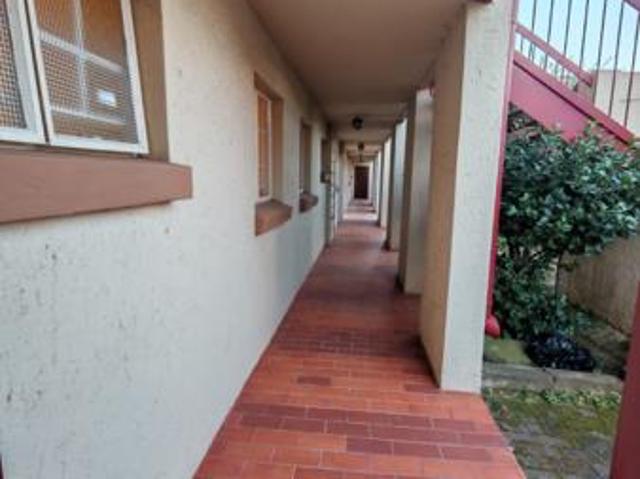 Apartment for sale in Vosloorus, Gauteng