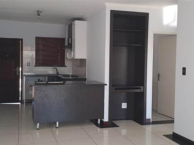 Apartment for sale in Vosloorus, Gauteng