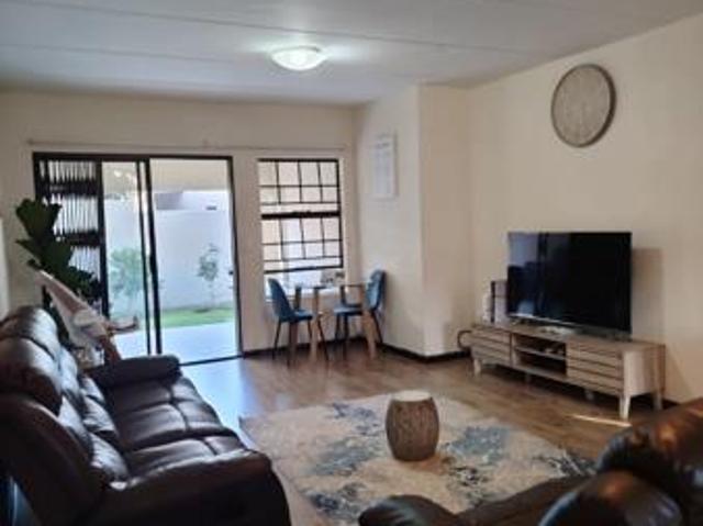 Apartment for rent in North & Sandton, Randburg