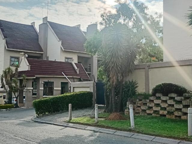 Apartment for sale in Randburg, City of Johannesburg Metropolitan Municipality