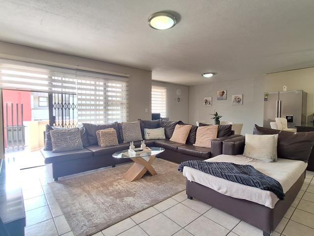 Apartment for sale in Randburg, City of Johannesburg Metropolitan Municipality