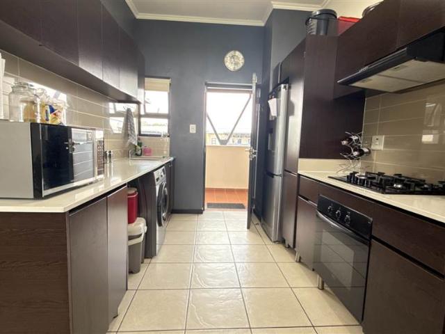Apartment for sale in Vosloorus, Gauteng