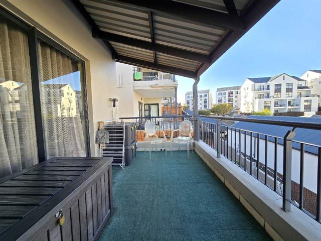 Apartment for sale in Vosloorus, Gauteng