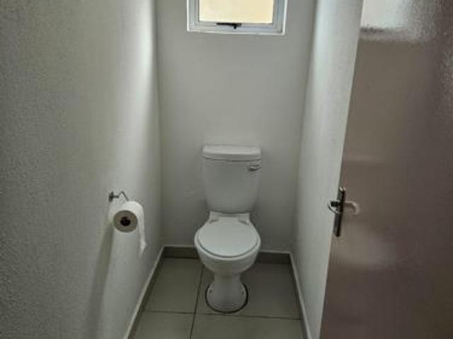 Apartment for rent in Mount Moreland, Kwazulu-natal