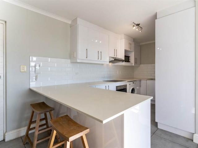 Apartment for sale in Cape Town, Western Cape