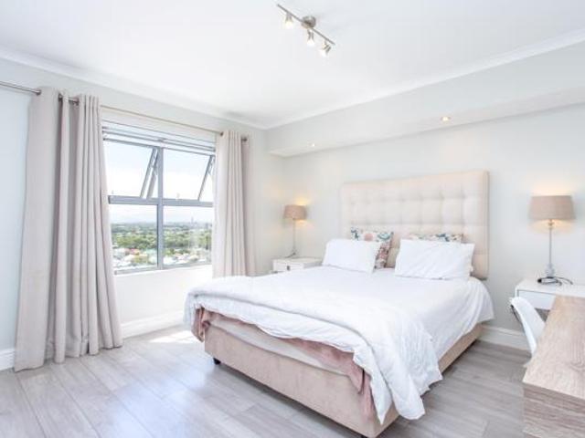 Apartment for sale in Cape Town, Western Cape