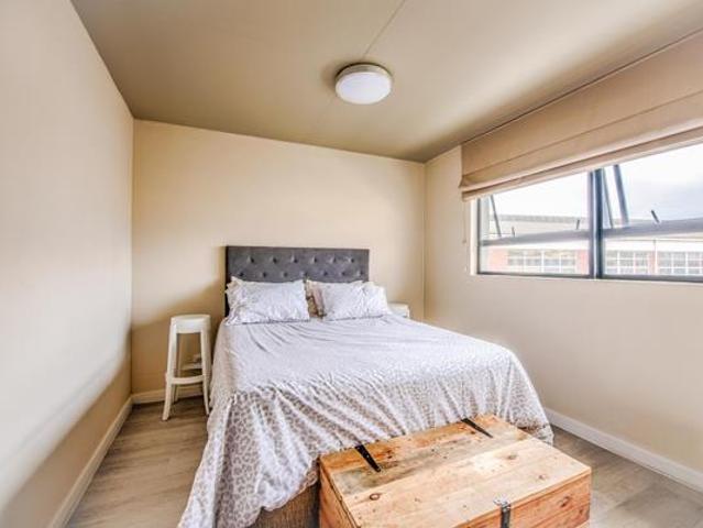 Apartment for sale in Cape Town, Western Cape