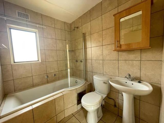 Apartment for rent in Waterkloof, Gauteng