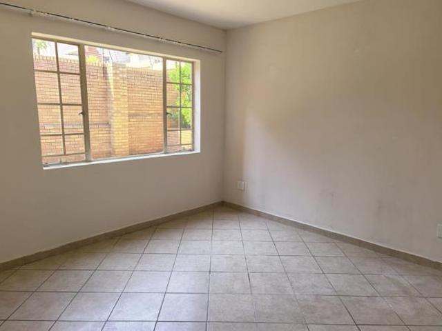Apartment for rent in Waterkloof, Gauteng