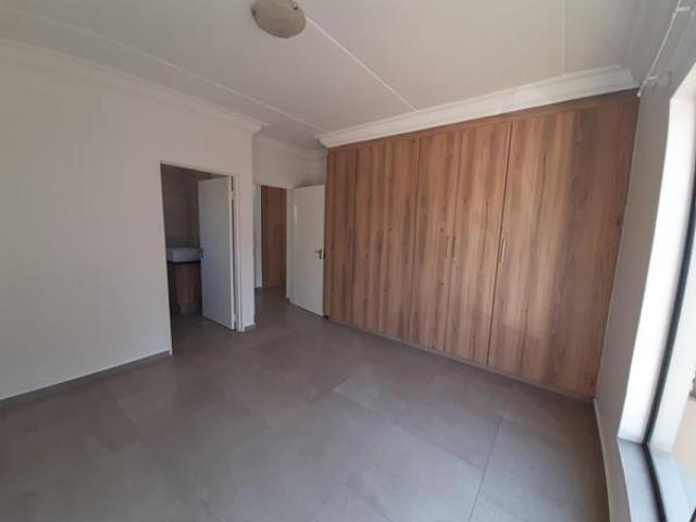 Apartment for rent in Waterkloof, Gauteng