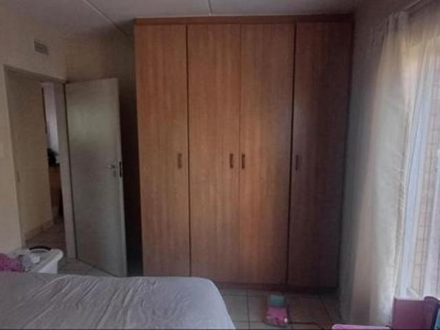 Apartment for rent in Waterkloof, Gauteng